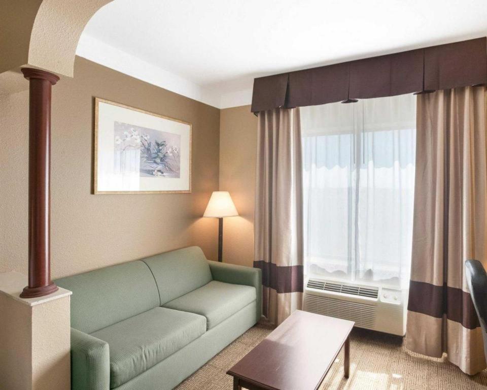 Comfort Suites Plainview Ngoại thất bức ảnh