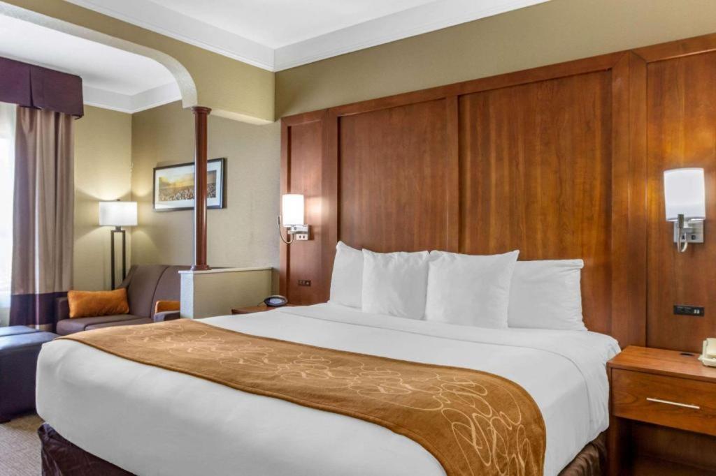 Comfort Suites Plainview Ngoại thất bức ảnh